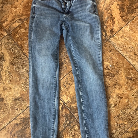 Jeans - Picture 2 of 4